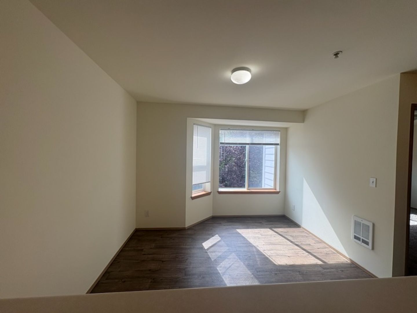 4018 Northwest Avenue - Bellingham - Washington - 2 bed, 1 bath rental property