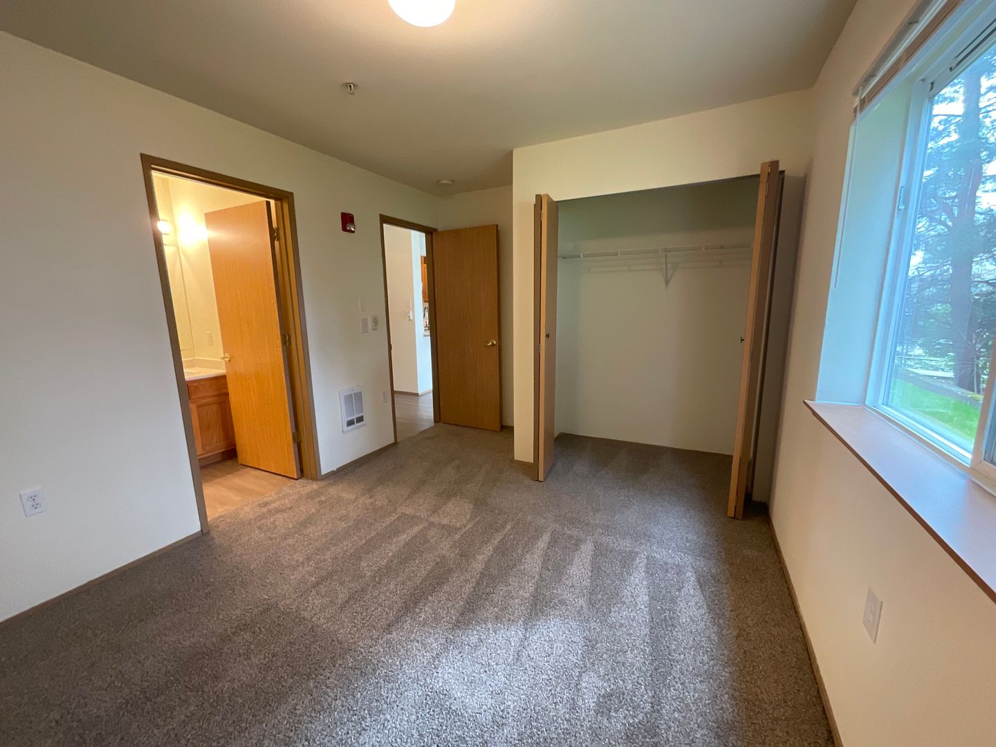 4018 Northwest Avenue - Bellingham - Washington - 2 bed, 2 bath rental property