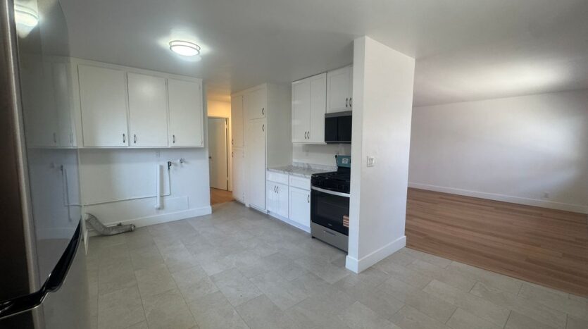 4018 W 142nd St - Hawthorne - California - 2 bed, 1 bath rental property