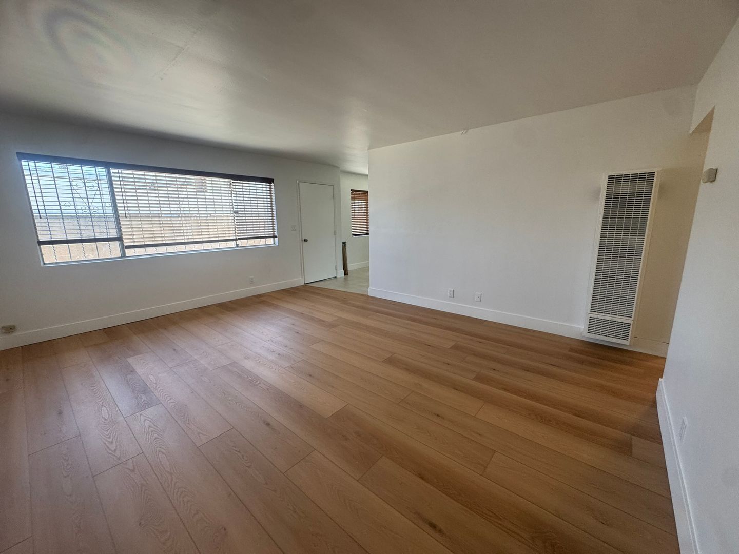 4018 W 142nd St - Hawthorne - California - 2 bed, 1 bath rental property