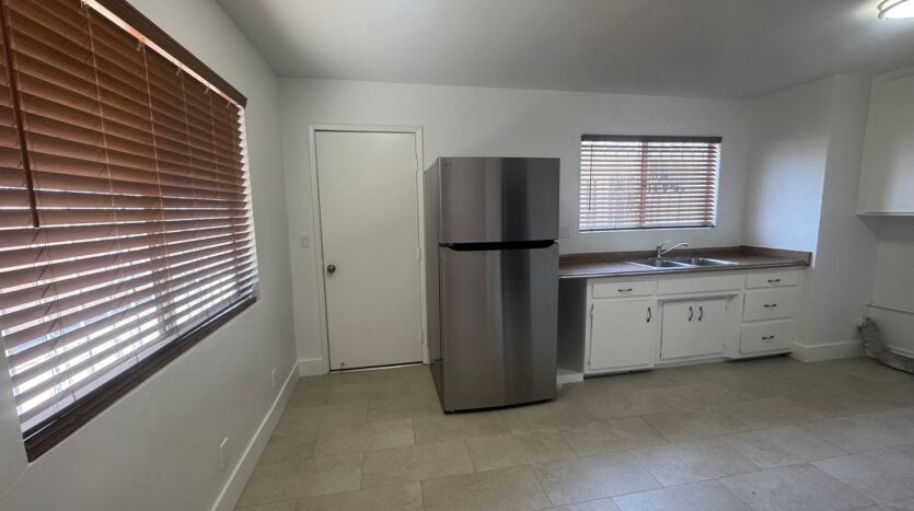 4018 W 142nd St - Hawthorne - California - 2 bed, 1 bath rental property