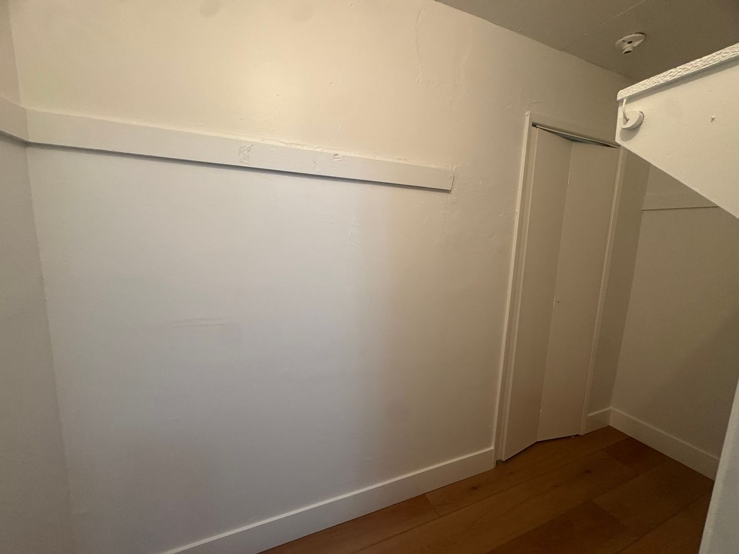 4018 W 142nd St - Hawthorne - California - 2 bed, 1 bath rental property