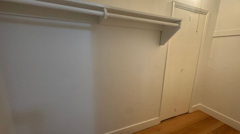 4018 W 142nd St - Hawthorne - California - 2 bed, 1 bath rental property