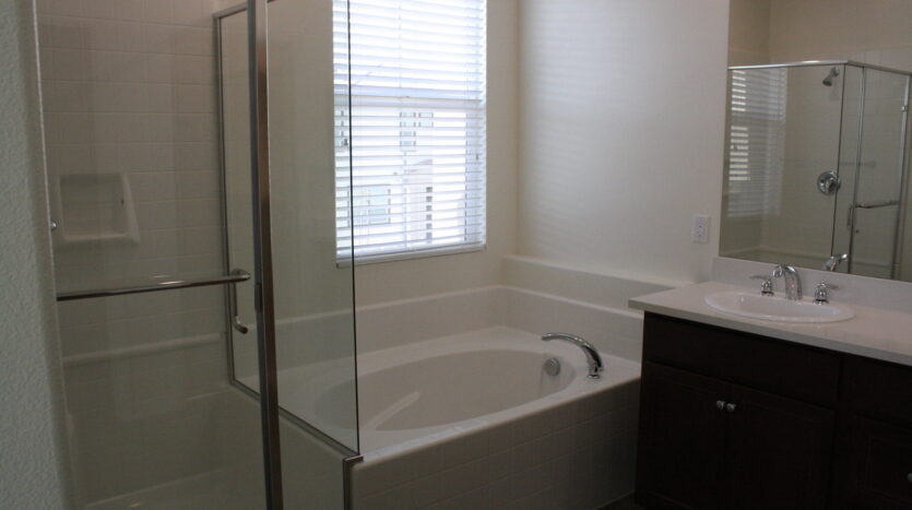 40288 Calle Real - Murrieta - California - 3 bed, 2.5 bath rental property