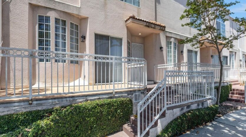 4057 W 147th Street #102 - Lawndale - California - 3 bed, 3 bath rental property