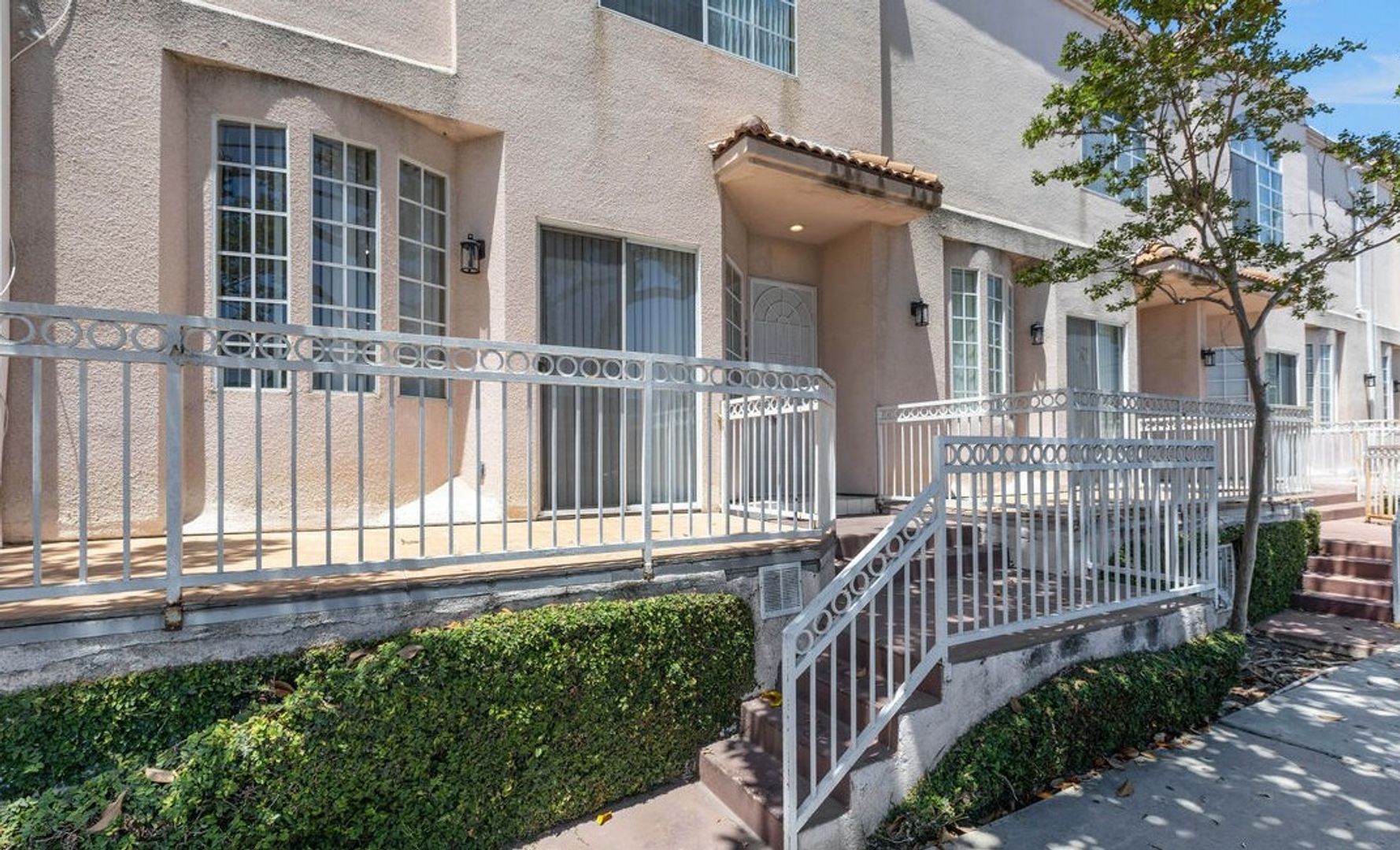 4057 W 147th Street #102 - Lawndale - California - 3 bed, 3 bath rental property