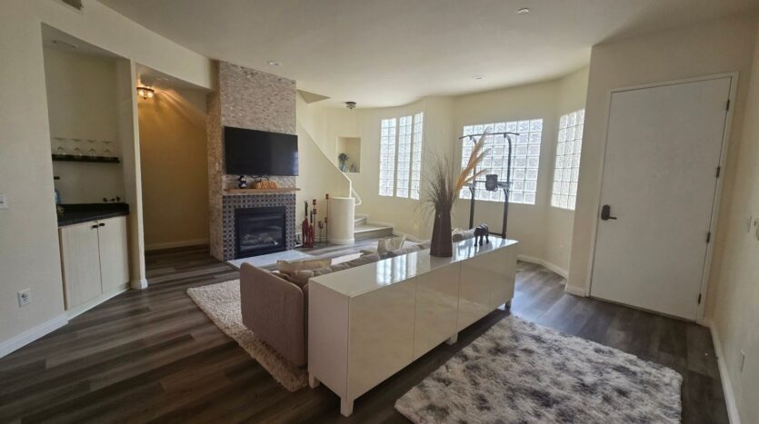 4057 W 147th Street #102 - Lawndale - California - 3 bed, 3 bath rental property