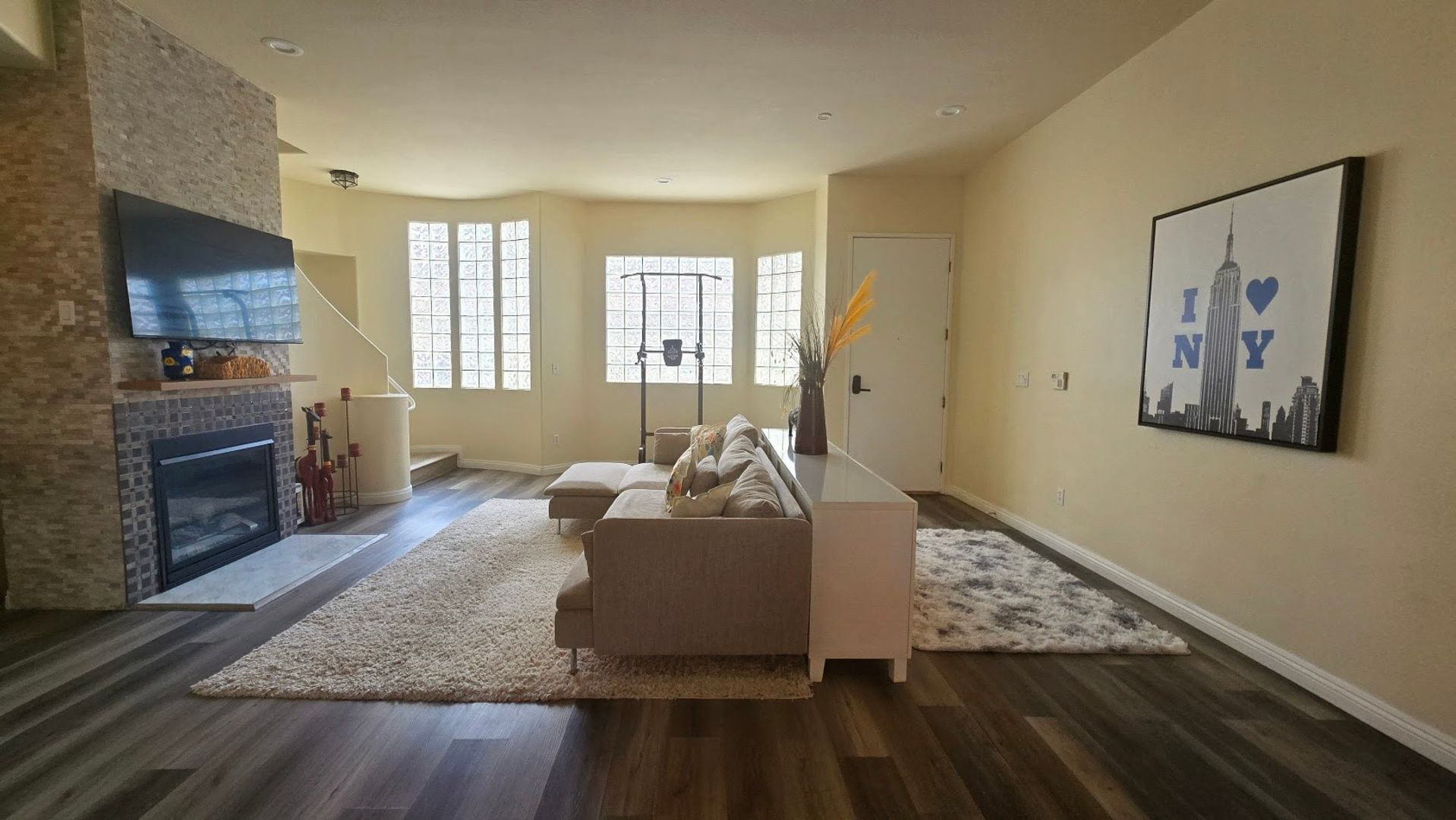4057 W 147th Street #102 - Lawndale - California - 3 bed, 3 bath rental property