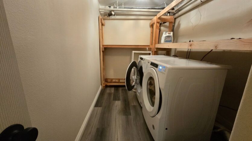 4057 W 147th Street #102 - Lawndale - California - 3 bed, 3 bath rental property