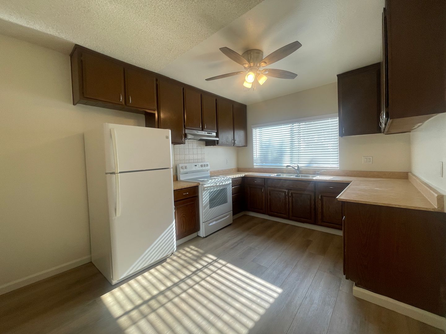 4122 Marlborough Ave #11 - San Diego - California - 2 bed, 1 bath rental property