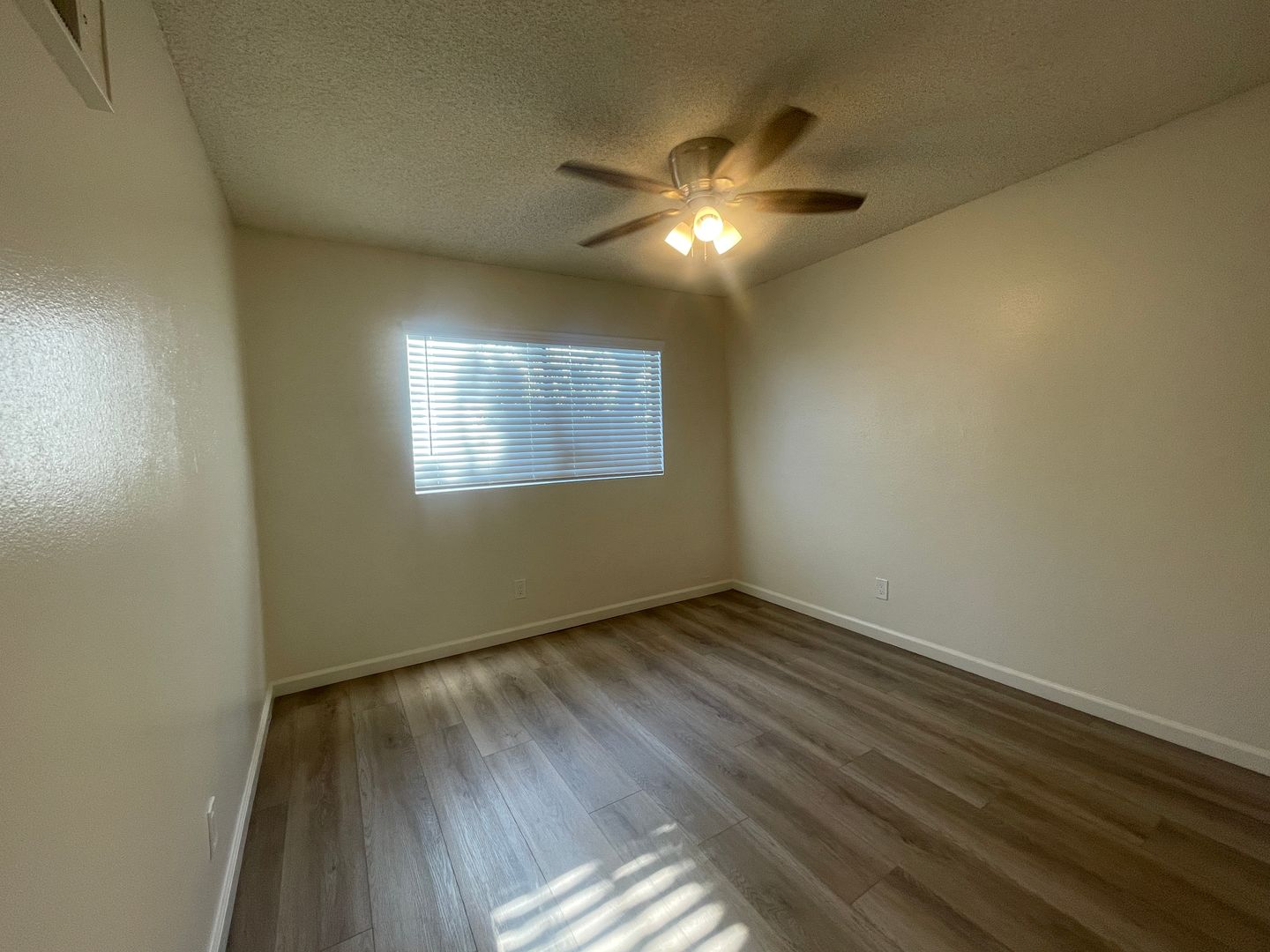 4122 Marlborough Ave #11 - San Diego - California - 2 bed, 1 bath rental property