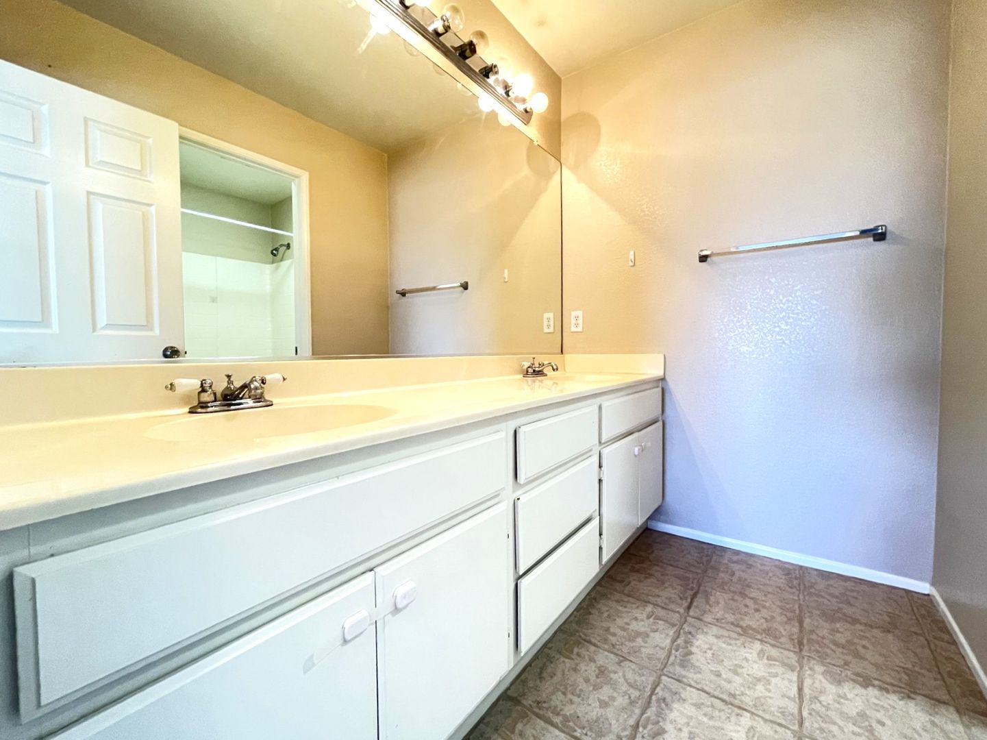 4130 Prairie Dunes Drive - Corona - California - 5 bed, 3 bath rental property