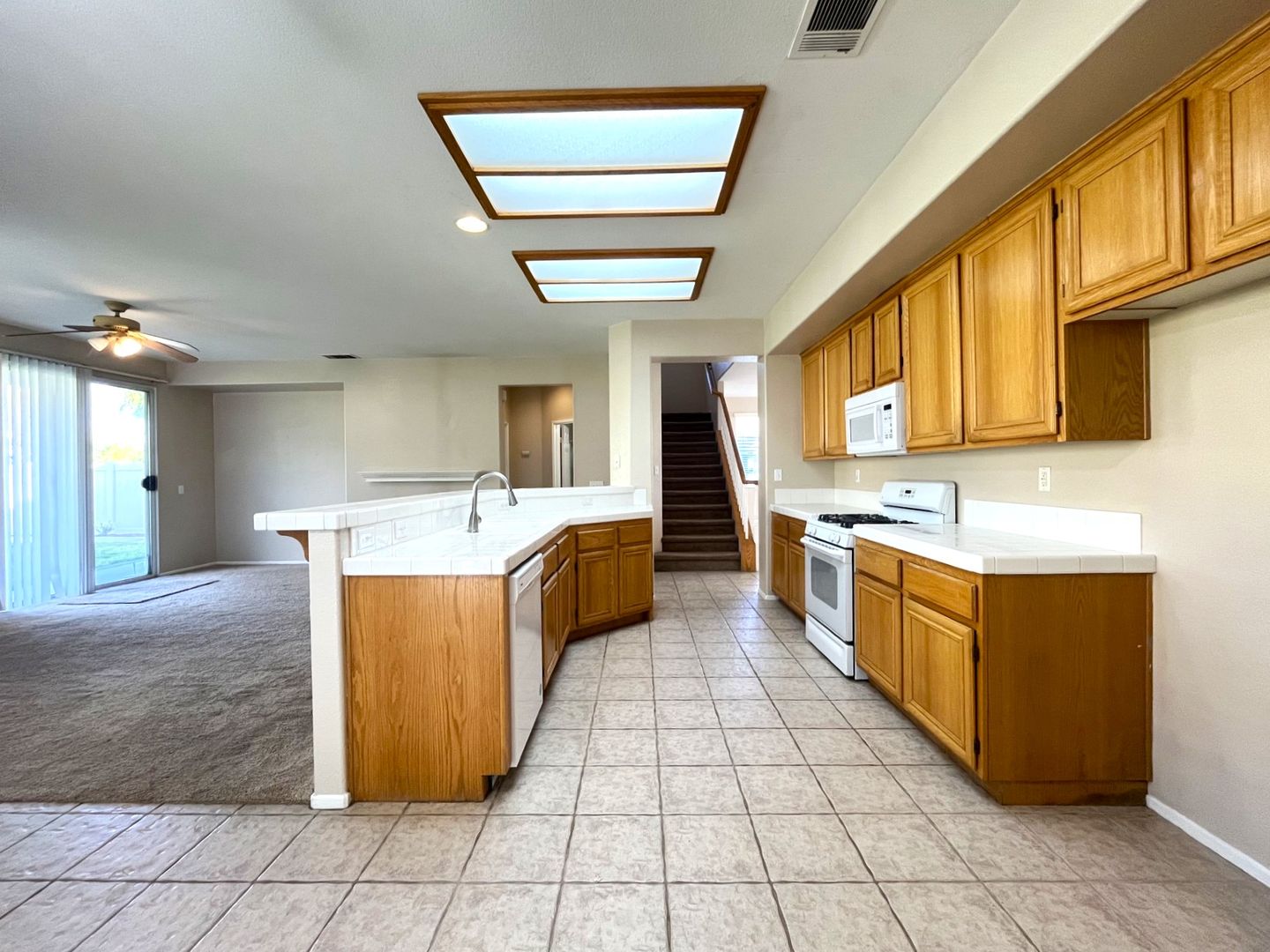 4130 Prairie Dunes Drive - Corona - California - 5 bed, 3 bath rental property