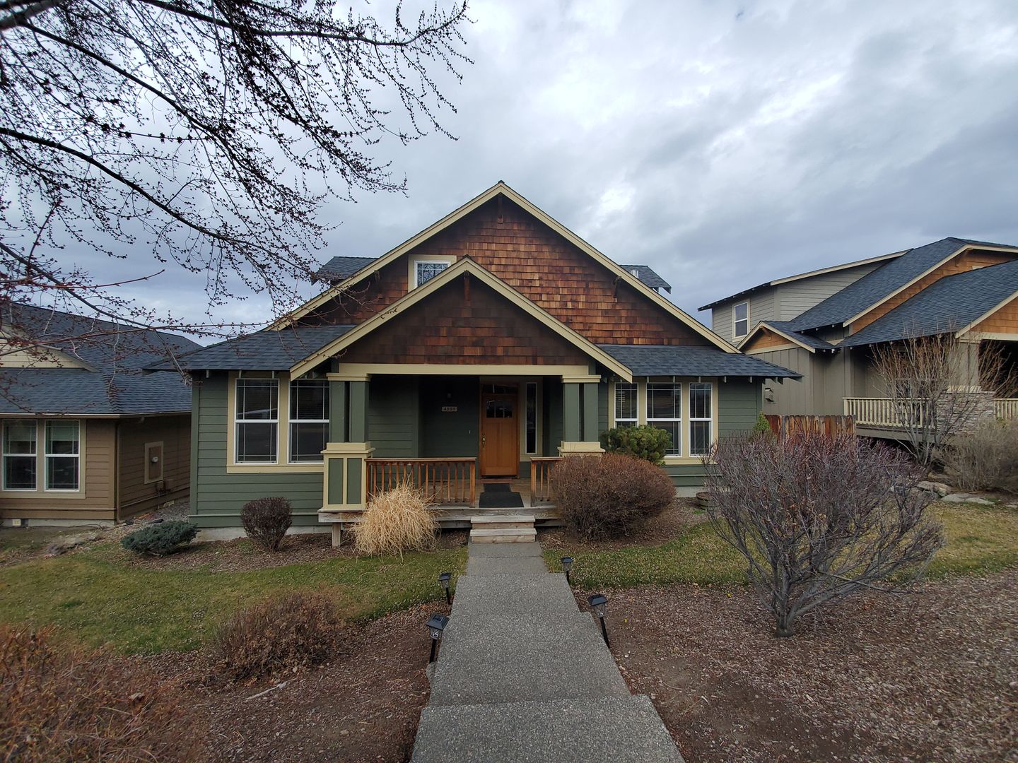 4235 SW Rhyolite Place - Redmond - Oregon - 3 bed, 2 bath rental property