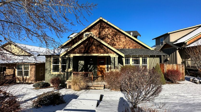 4235 SW Rhyolite Place - Redmond - Oregon - 3 bed, 2 bath rental property