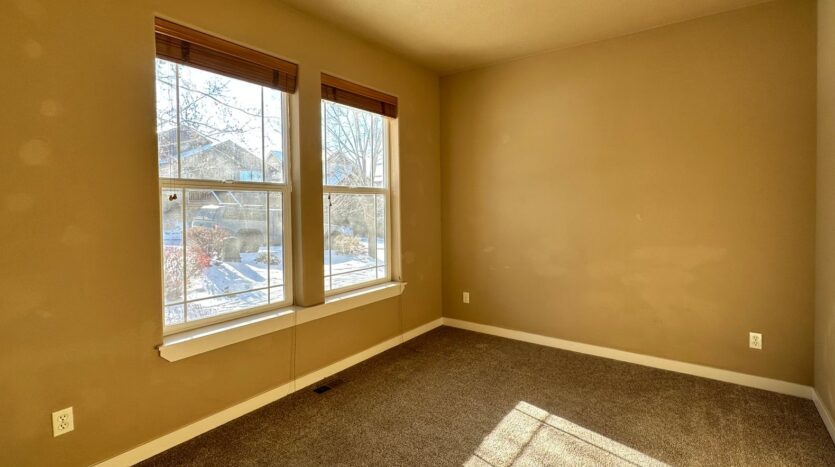 4235 SW Rhyolite Place - Redmond - Oregon - 3 bed, 2 bath rental property