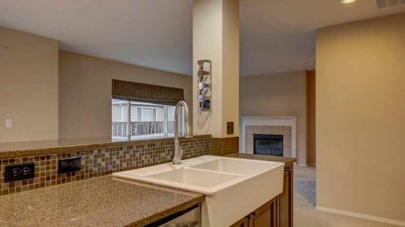 4253 NW Diamondback Drive - Beaverton - Oregon - 4 bed, 2.5 bath rental property