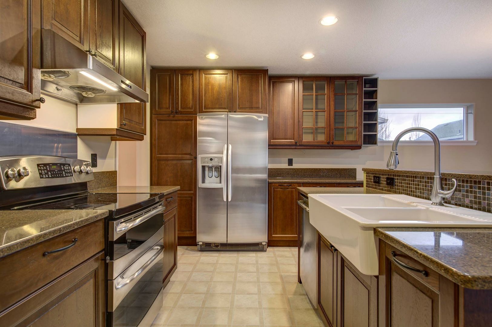 4253 NW Diamondback Drive - Beaverton - Oregon - 4 bed, 2.5 bath rental property