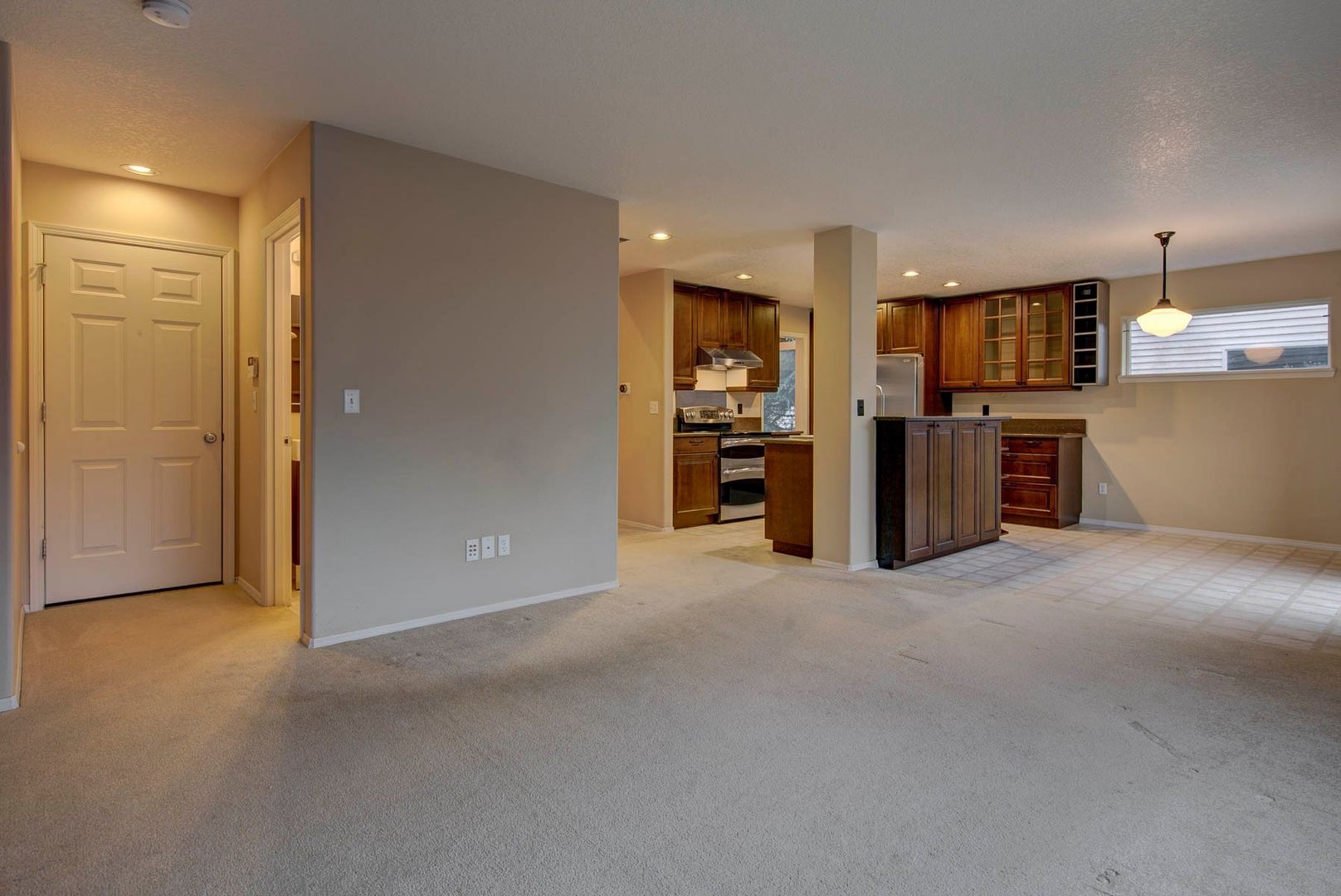 4253 NW Diamondback Drive - Beaverton - Oregon - 4 bed, 2.5 bath rental property