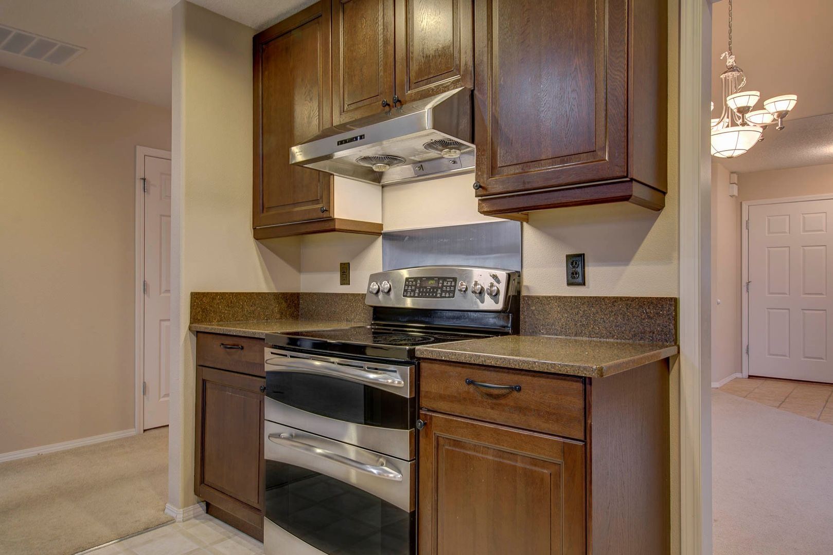 4253 NW Diamondback Drive - Beaverton - Oregon - 4 bed, 2.5 bath rental property