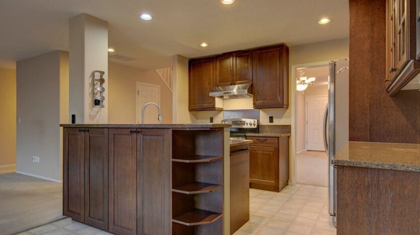 4253 NW Diamondback Drive - Beaverton - Oregon - 4 bed, 2.5 bath rental property