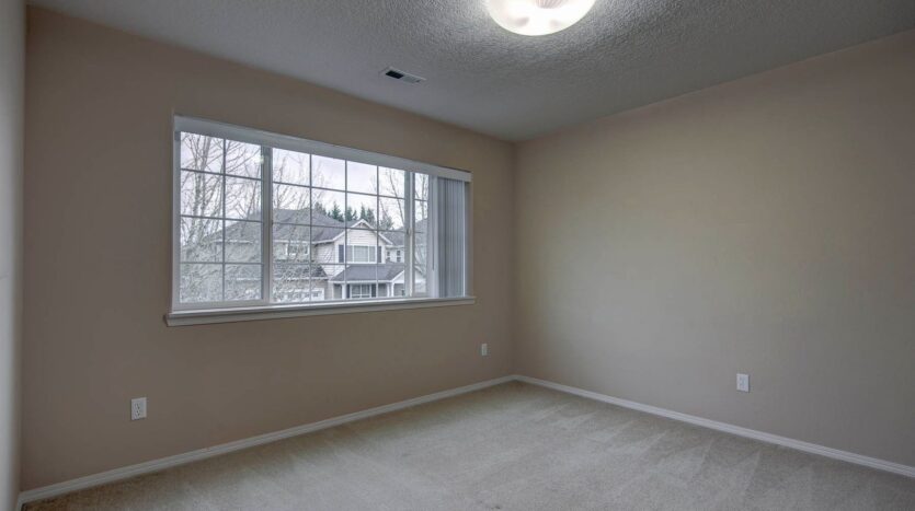 4253 NW Diamondback Drive - Beaverton - Oregon - 4 bed, 2.5 bath rental property