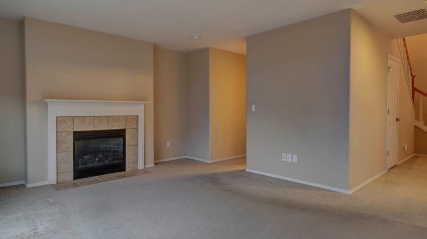 4253 NW Diamondback Drive - Beaverton - Oregon - 4 bed, 2.5 bath rental property