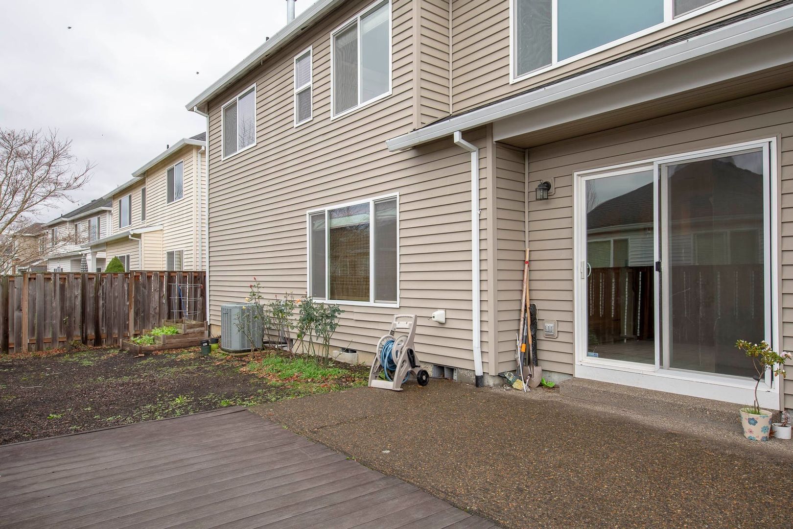 4253 NW Diamondback Drive - Beaverton - Oregon - 4 bed, 2.5 bath rental property