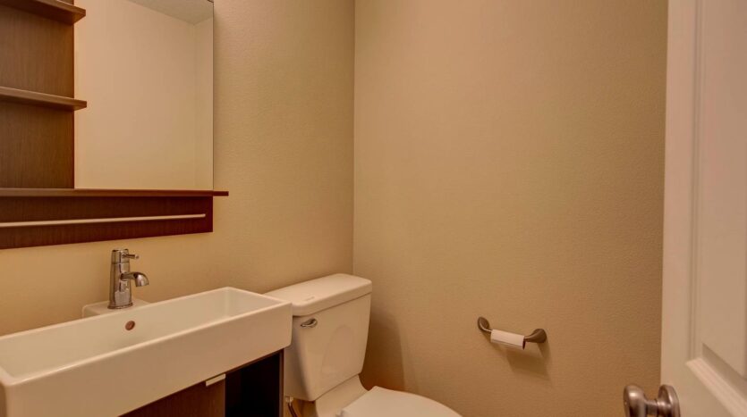 4253 NW Diamondback Drive - Beaverton - Oregon - 4 bed, 2.5 bath rental property