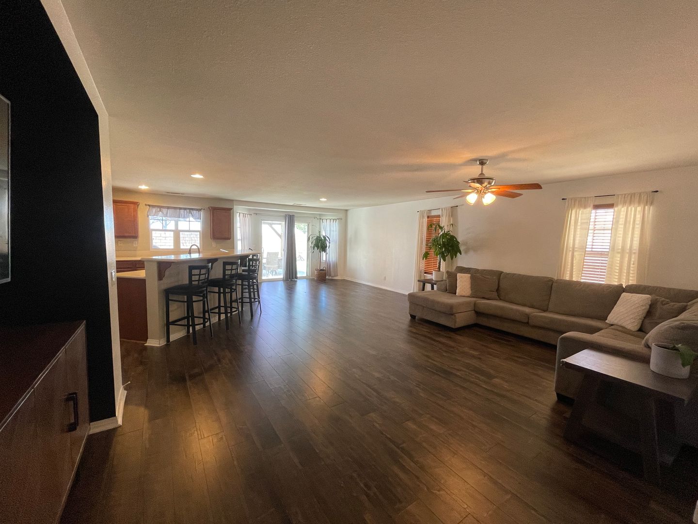 43115 Rucker St. - Lancaster - California - 3 bed, 2 bath rental property