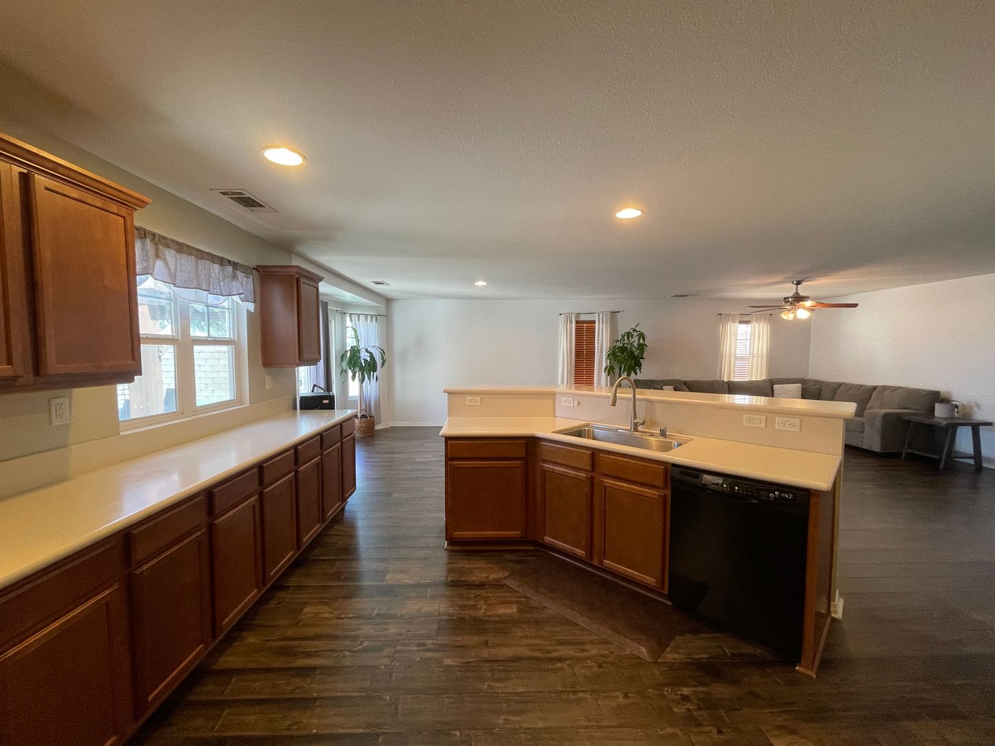 43115 Rucker St. - Lancaster - California - 3 bed, 2 bath rental property