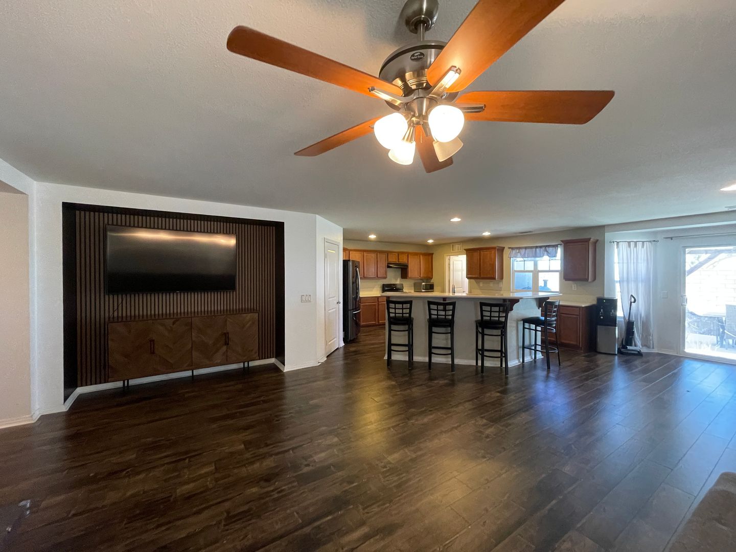 43115 Rucker St. - Lancaster - California - 3 bed, 2 bath rental property