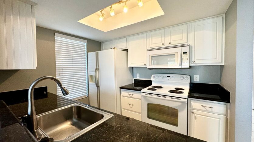 43376 Cook St Unit 34 - Palm Desert - California - 1 bed, 1 bath rental property