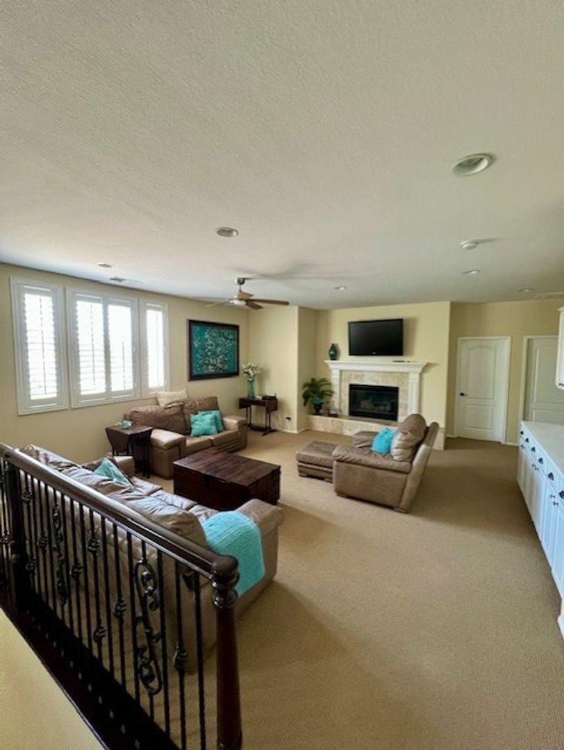 43767 Via Cavalo - Temecula - California - 5 bed, 4 bath rental property