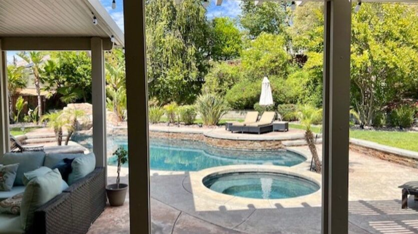 43767 Via Cavalo - Temecula - California - 5 bed, 4 bath rental property