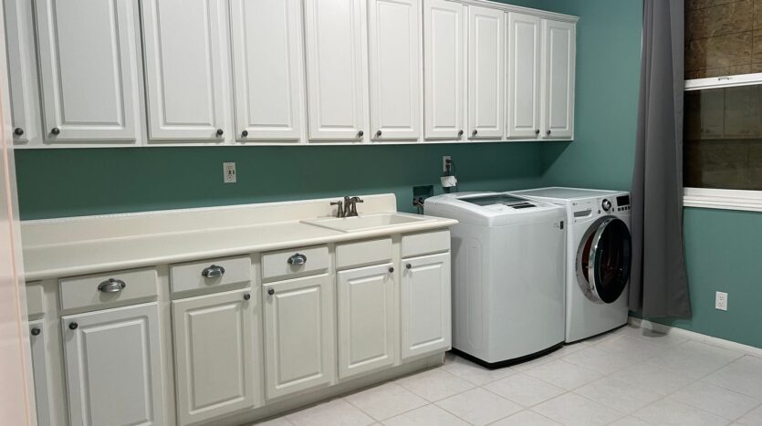 43767 Via Cavalo - Temecula - California - 5 bed, 4 bath rental property