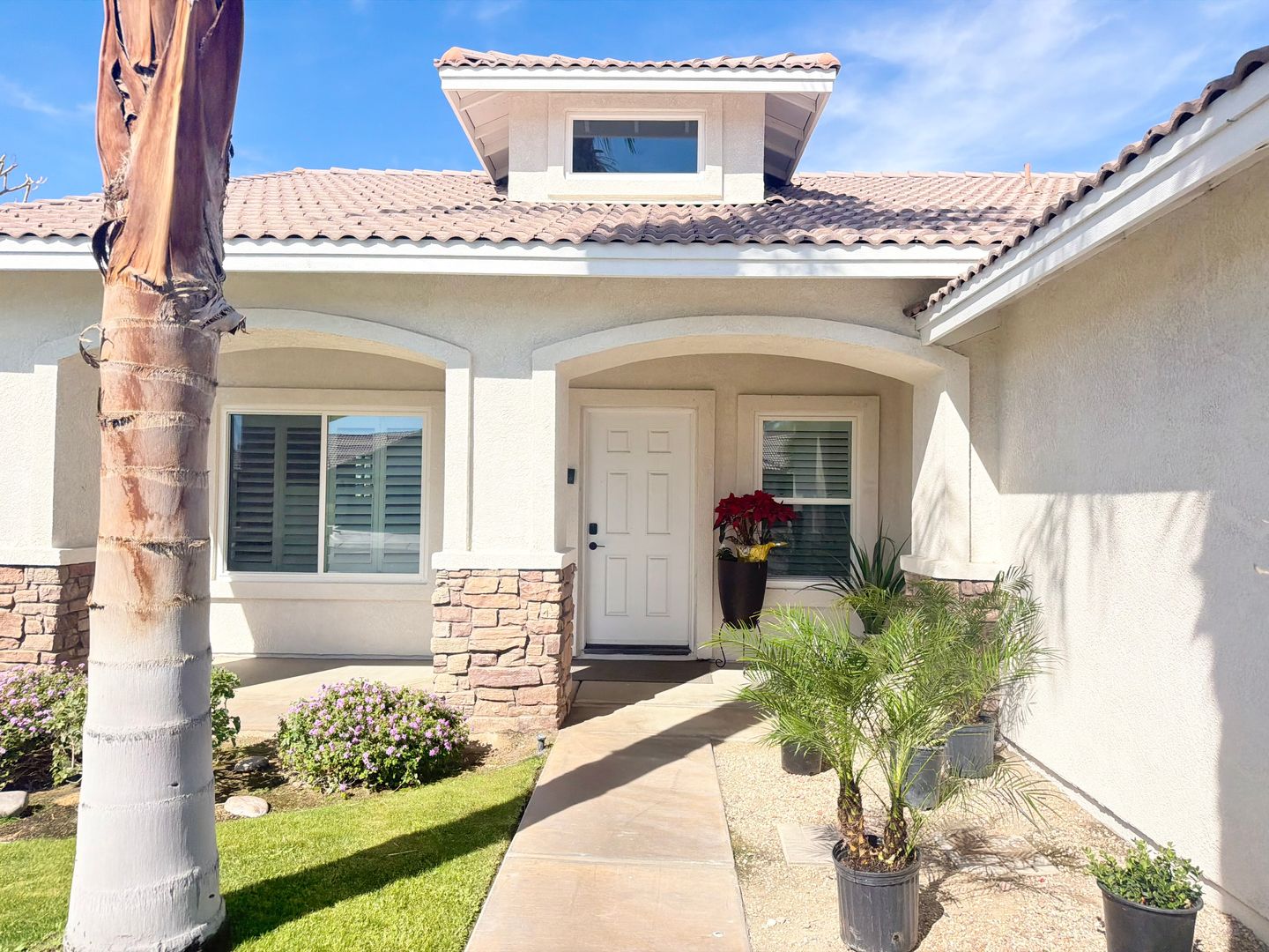 45055 Coldbrook Lane - La Quinta - California - 4 bed, 2 bath rental property