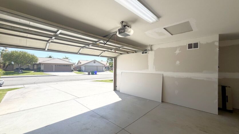 45055 Coldbrook Lane - La Quinta - California - 4 bed, 2 bath rental property