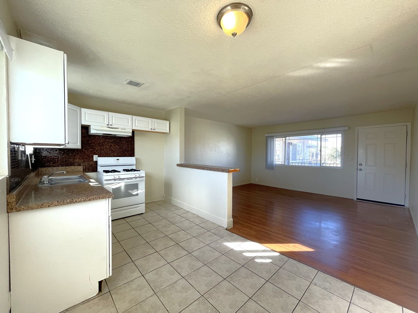 45371 Park Street - Unit 5 - Indio - California - 1 bed, 1 bath rental property