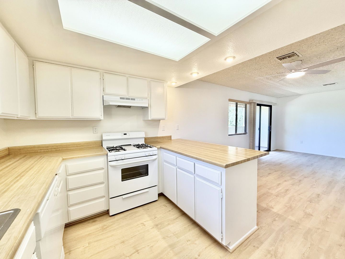 45485 Sunset Lane  - 03 - Palm Desert - California - 3 bed, 2 bath rental property