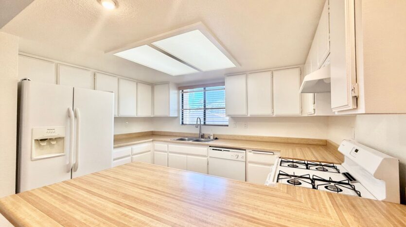45485 Sunset Lane  - 03 - Palm Desert - California - 3 bed, 2 bath rental property