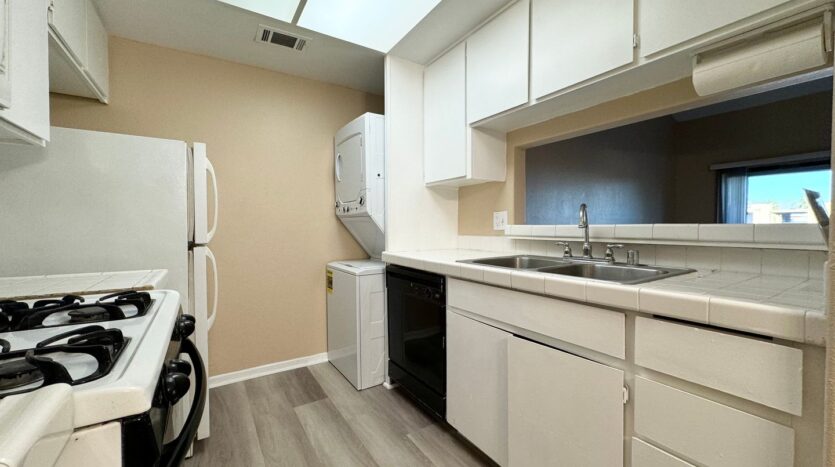 45546 Aladdin St D201 - Indio - California - 2 bed, 1 bath rental property