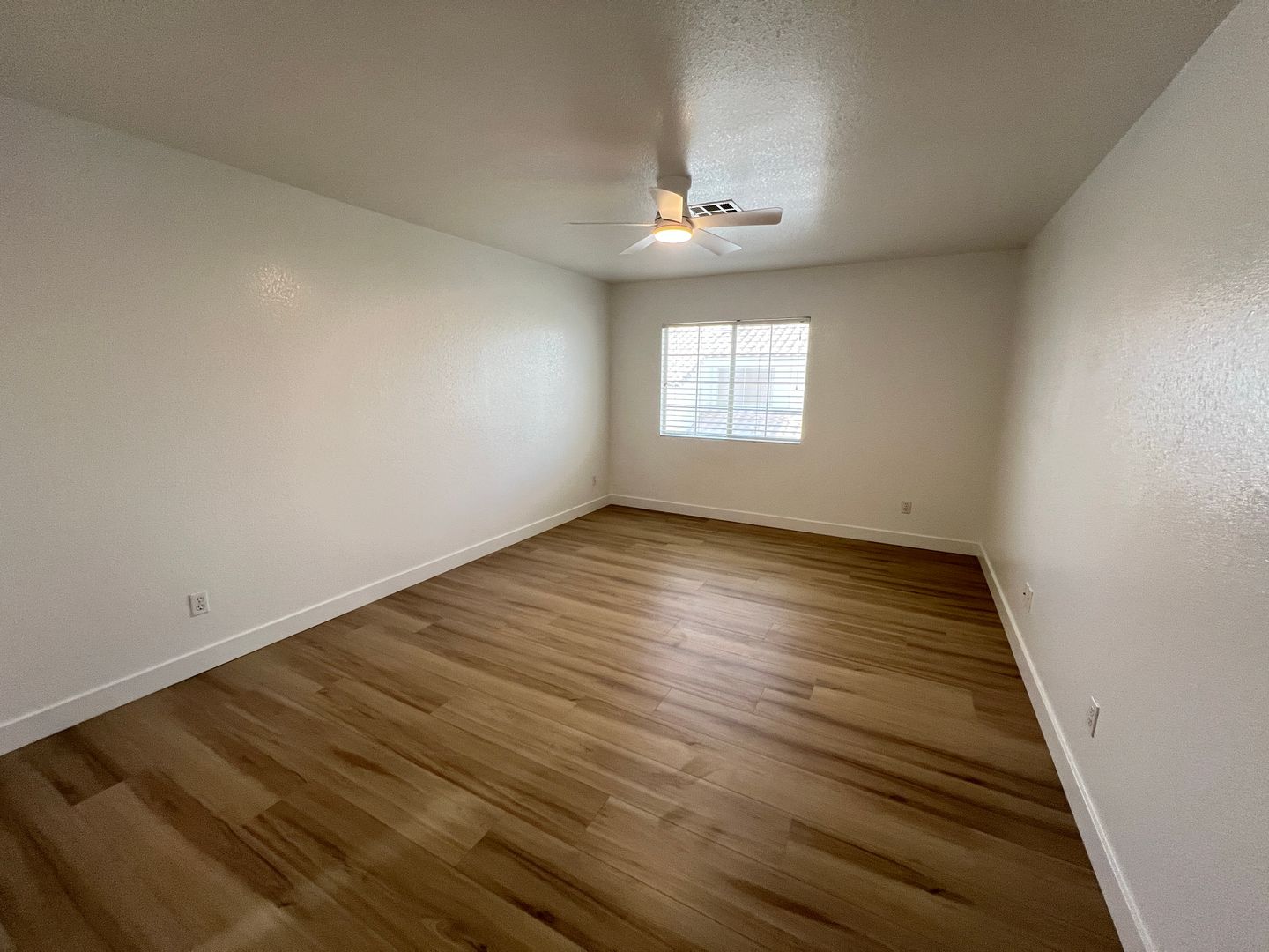 459 Rumford Pl - Henderson - Nevada - 3 bed, 2.5 bath rental property