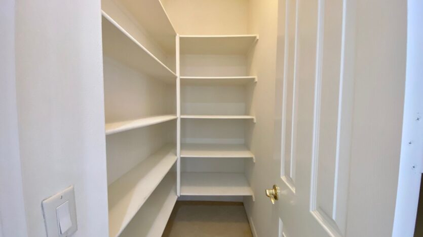 4664 Calle San Juan  - Thousand Oaks - California - 4 bed, 3 bath rental property