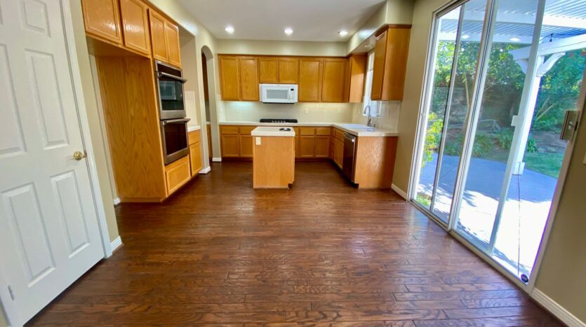 4664 Calle San Juan  - Thousand Oaks - California - 4 bed, 3 bath rental property