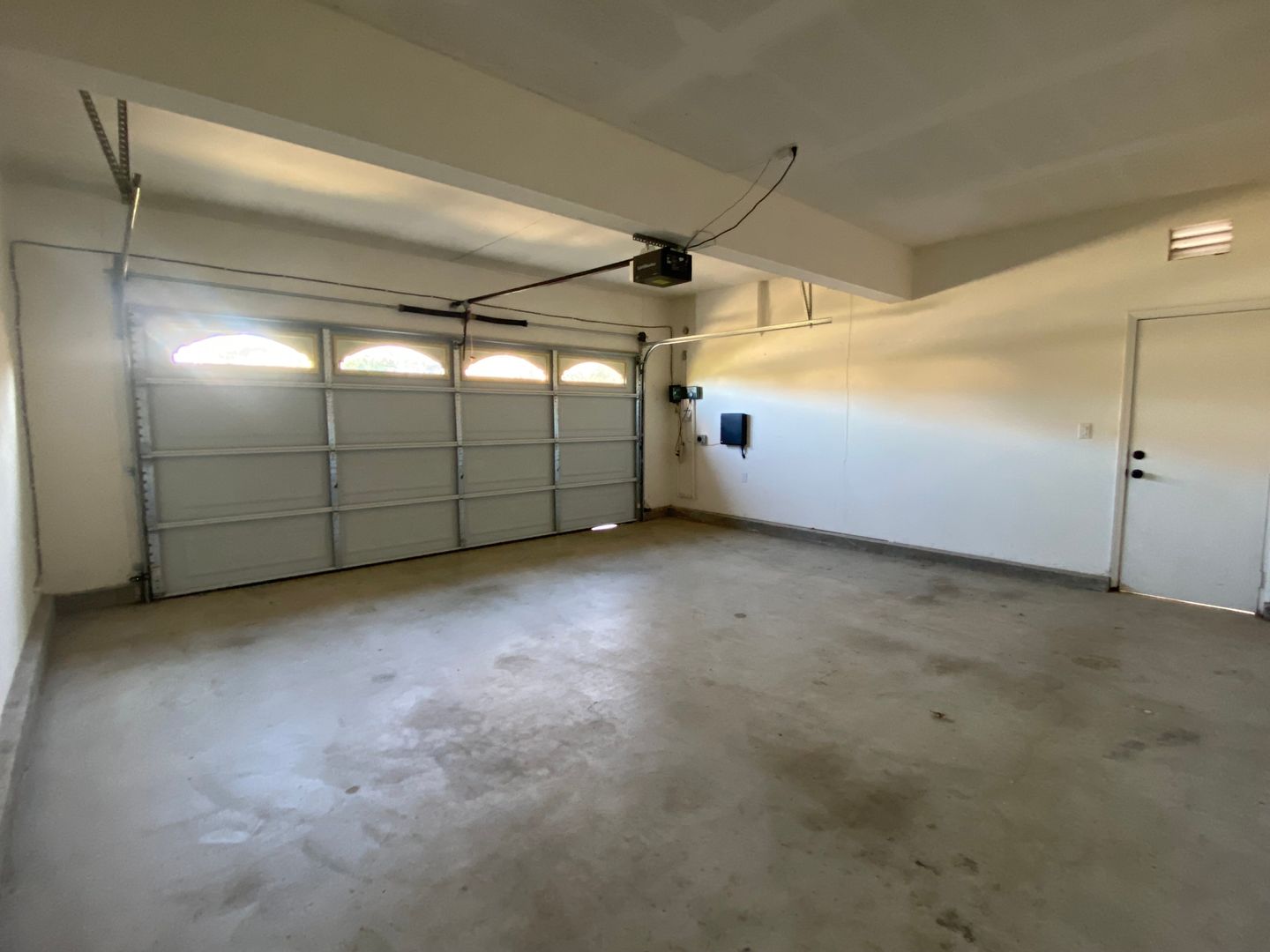 4664 Calle San Juan  - Thousand Oaks - California - 4 bed, 3 bath rental property