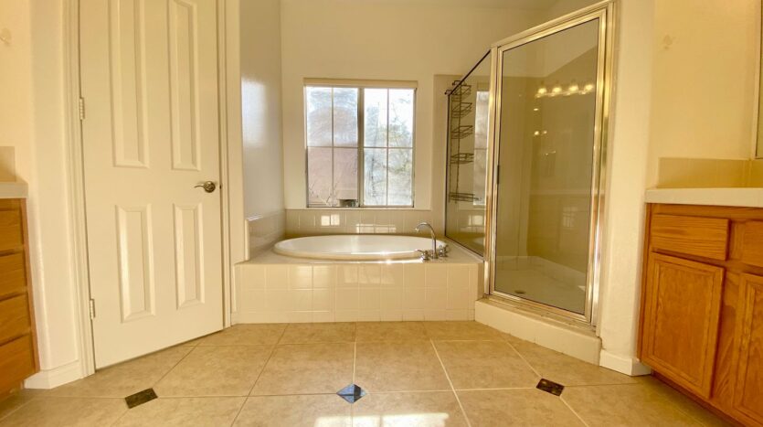 4664 Calle San Juan  - Thousand Oaks - California - 4 bed, 3 bath rental property