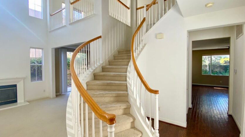 4664 Calle San Juan  - Thousand Oaks - California - 4 bed, 3 bath rental property