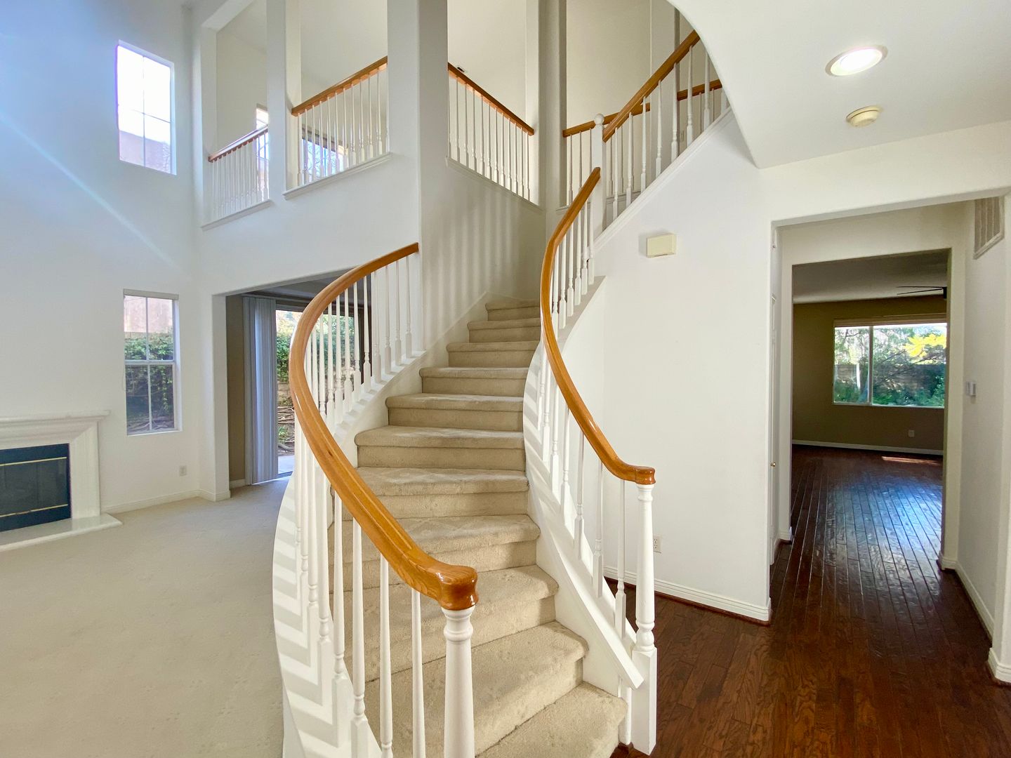 4664 Calle San Juan  - Thousand Oaks - California - 4 bed, 3 bath rental property