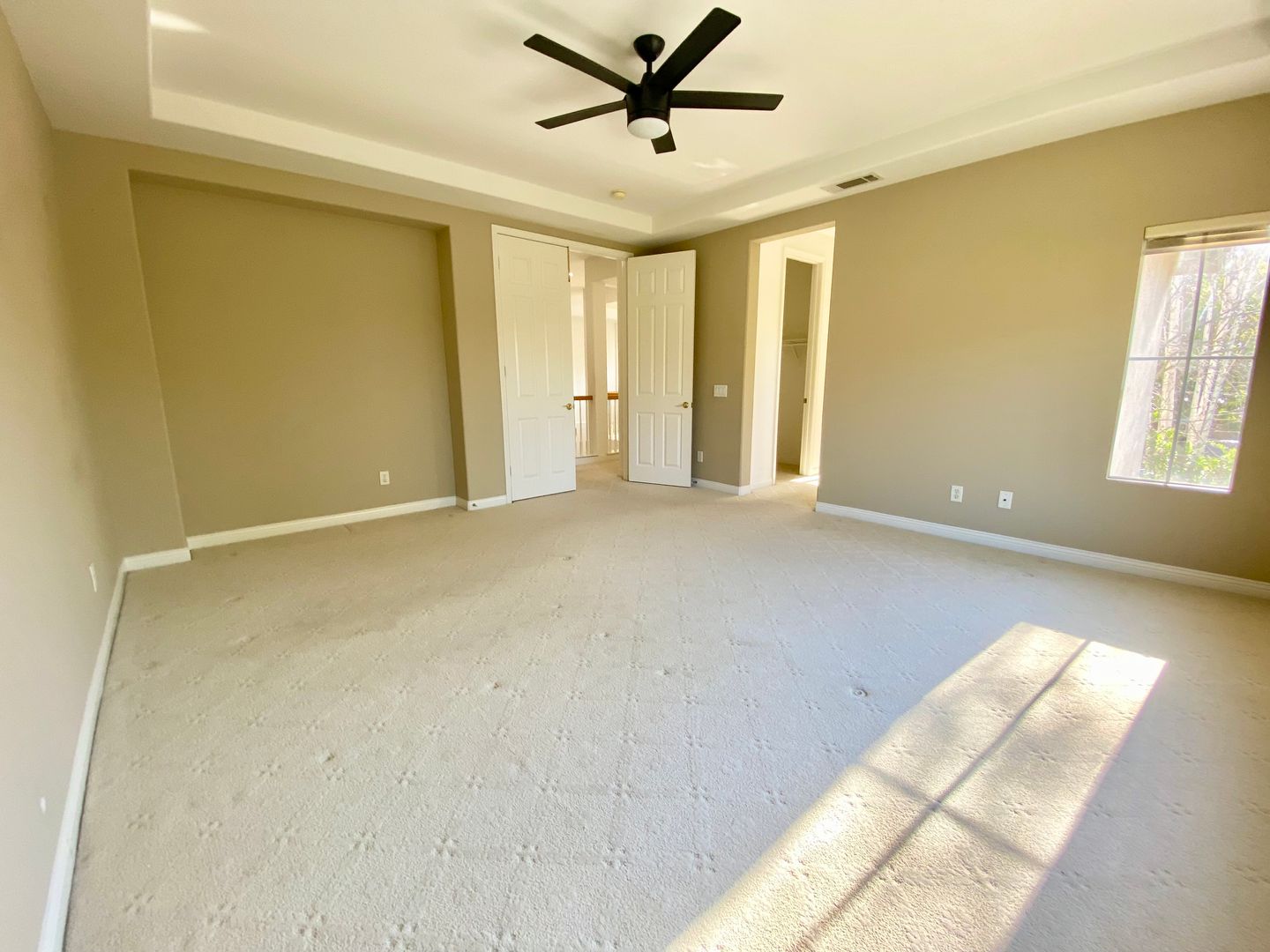 4664 Calle San Juan  - Thousand Oaks - California - 4 bed, 3 bath rental property